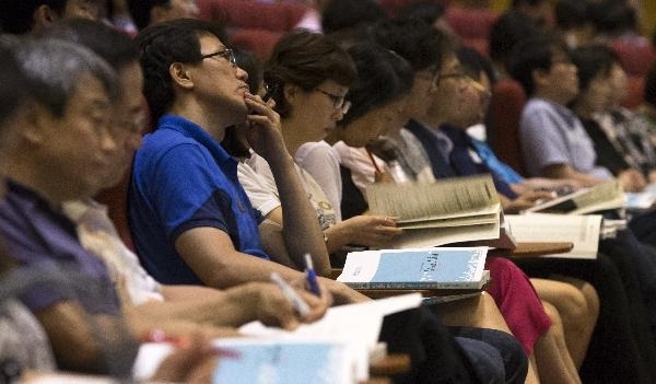 [2021수능 개편]교사 86%, “개편 시 국·수 대입 영향력 커져…학습부담 늘 것”
