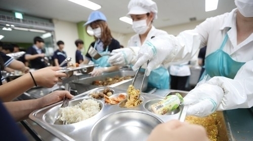 학교급식 식중독 5년간 1만2천여명…연평균 2천500여명 피해