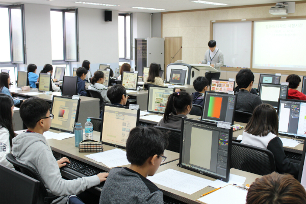 중학교 SW교육, ‘한국적’ 코딩교육으로 한계 드러내나