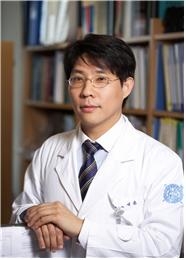 후천적으로 청각신경병증 야기하는 새로운 난청 유전자 발견