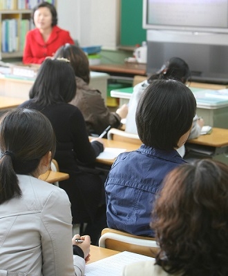 자녀의 담임교사와 \'첫 상담\'…