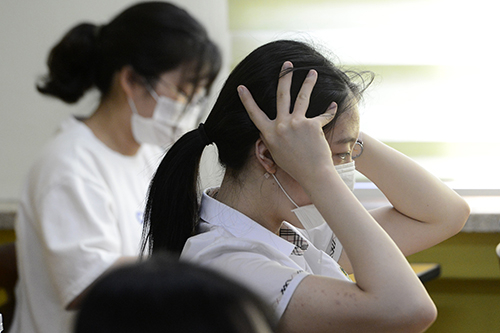 2019년 3월 모의고사 치른 고3 “불국어 악몽 재현”, 체감 반응 살펴보니…