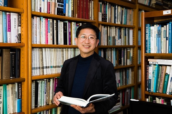 [인터뷰] 김성규 서울대 입학본부장 “수능 30% 확대 고심 중… 2022 수능 선택과목은 이달 발표”