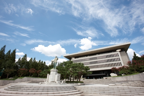 2020학년도 학생부종합전형 수도권대학 \'상경·사회계열\' 경쟁률 분석
