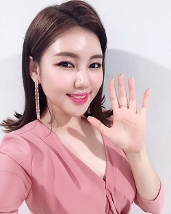 송가인, 대학축제에 뜬다… 중앙대, “송가인, ‘자랑스러운 중앙인 상’ 받는다”