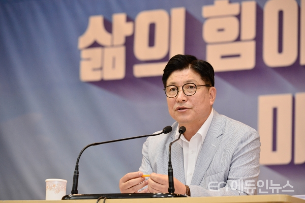 도성훈 \"수능 난이도 조정, 교원평가 등 경쟁 중심 교원정책 폐지해야\"