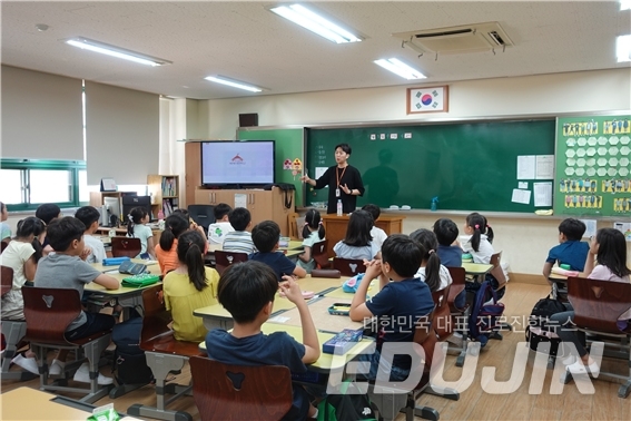 서울교육청 \'학교업무정상화\'…교사 만족도는 겨우 \'12.5%\'