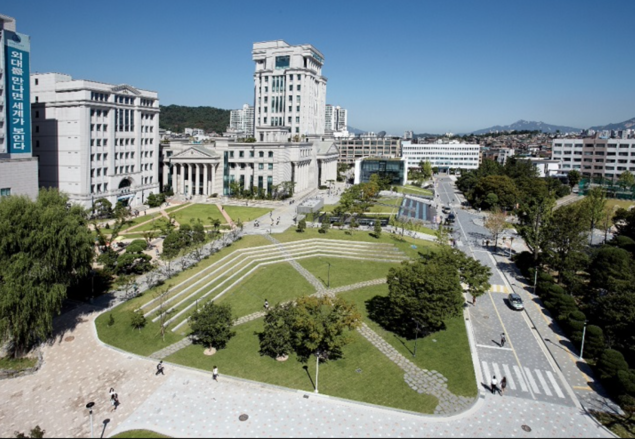 한국외대, 사범대 통폐합 문제로 몸살