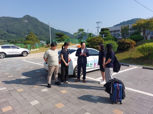 '행복 싣고 달립니다' 옥천군, 행복교육 택시 순항 중