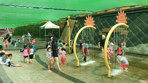 관악구, 별빛내린천 어린이 물놀이장 개장